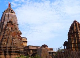 Omkareshwar Jyotirlinga Tour from Indore